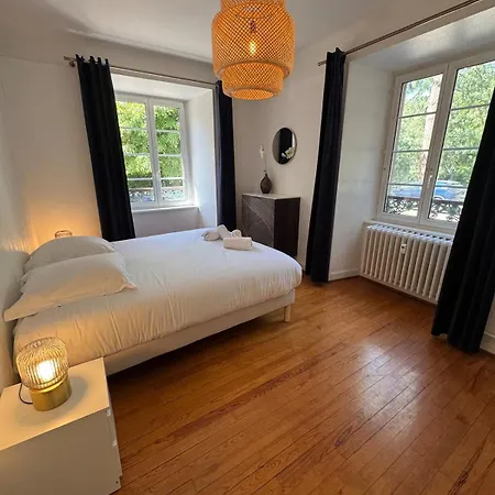 Apartmán De La Tour In With Parking